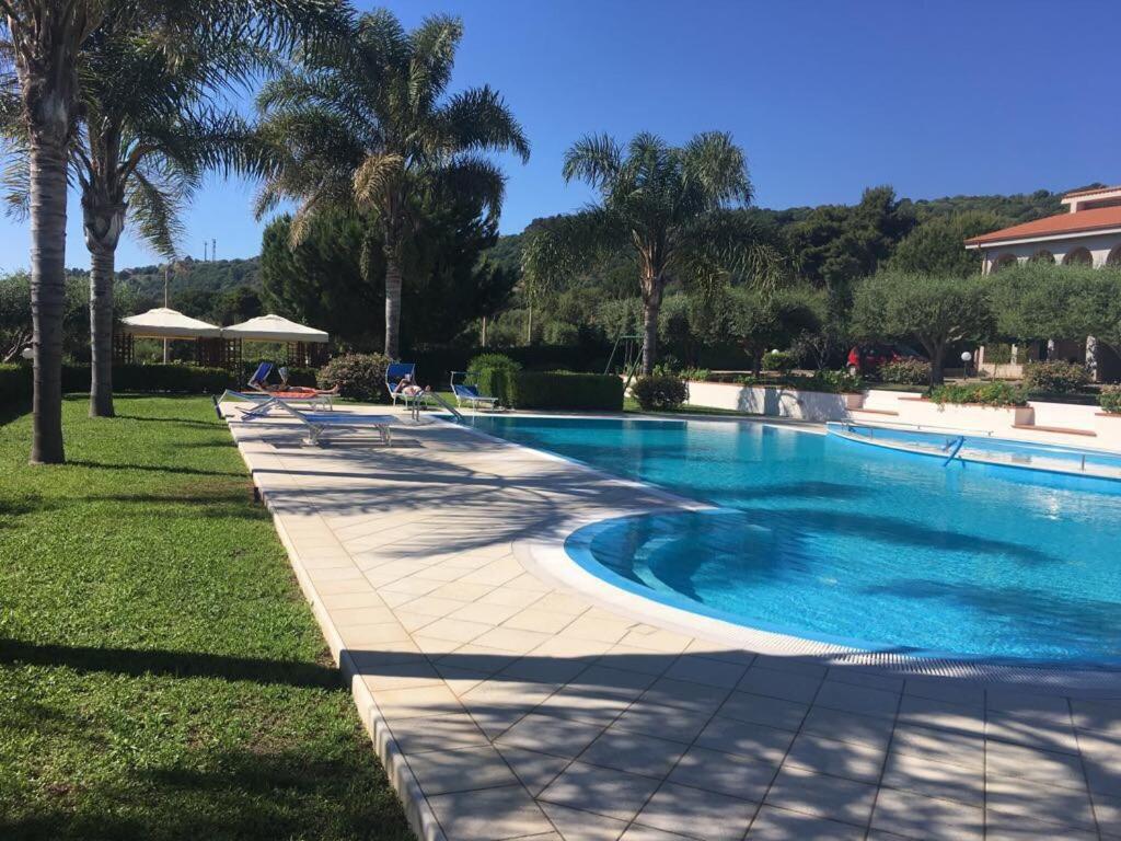 Delta Club Residence Capo Vaticano Exterior photo