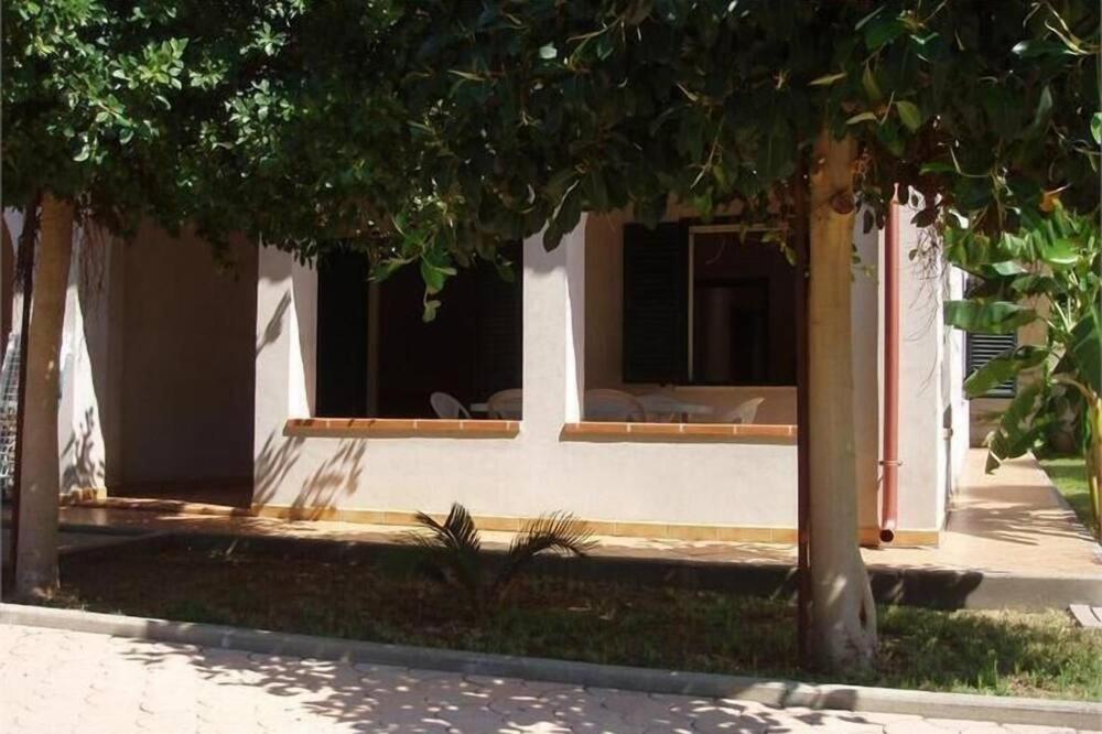 Delta Club Residence Capo Vaticano Exterior photo