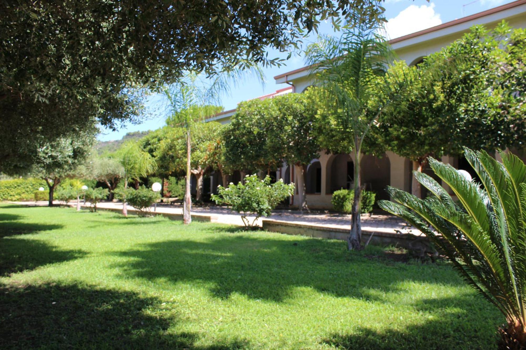 Delta Club Residence Capo Vaticano Exterior photo