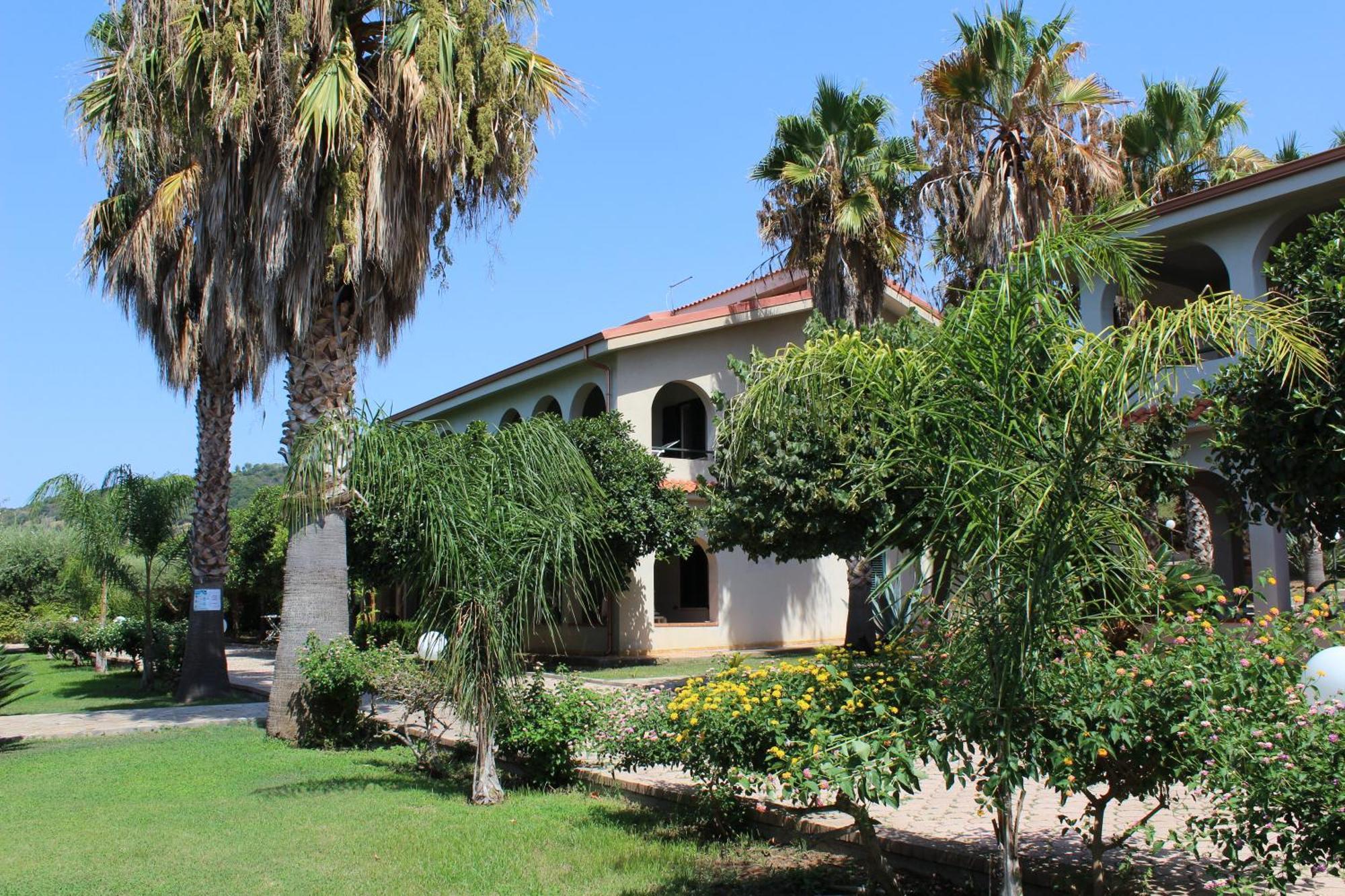 Delta Club Residence Capo Vaticano Exterior photo
